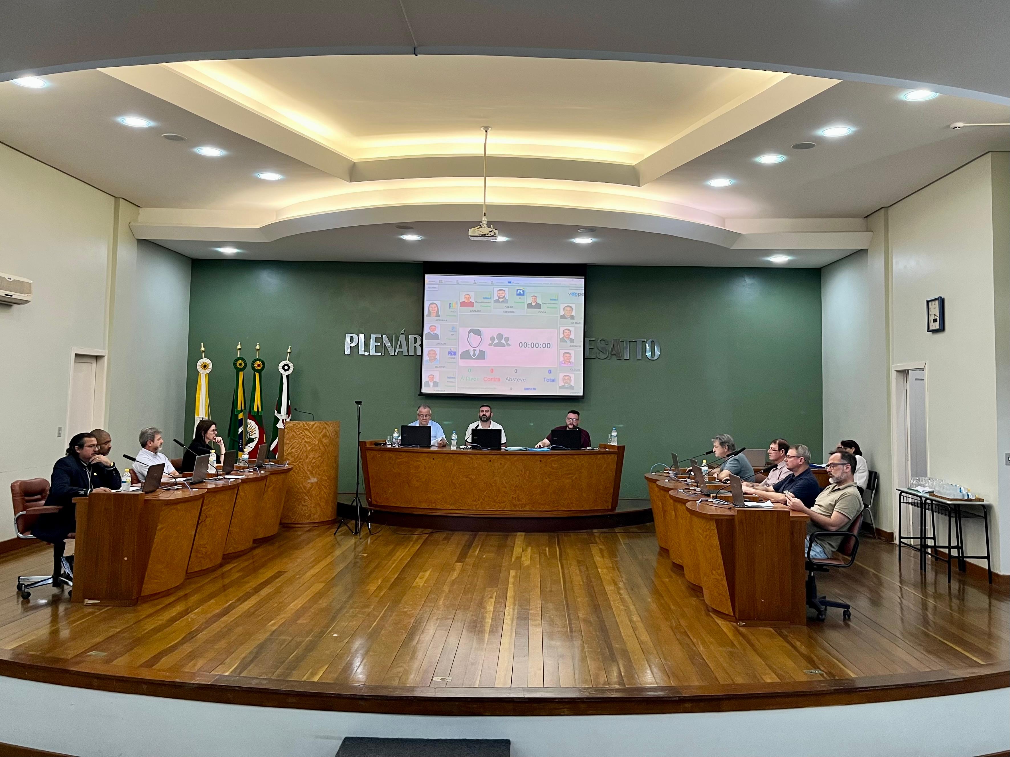 Câmara de Vereadores realiza 1ª Sessão Extraordinária de 2026