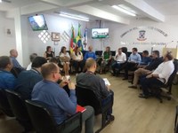 Reunião do Parlamento em Garibaldi